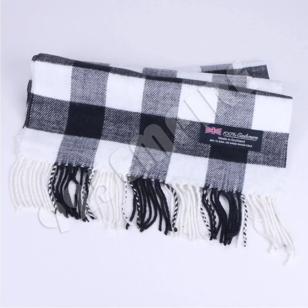 100% Cashmere-made in Scotland Black and White Checkered Scarf